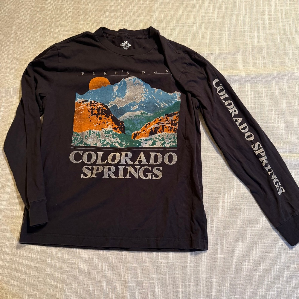 Hollister Mens Pikes Peak Colorado Springs‎ Long Sleeve Graphic Tee Black Small